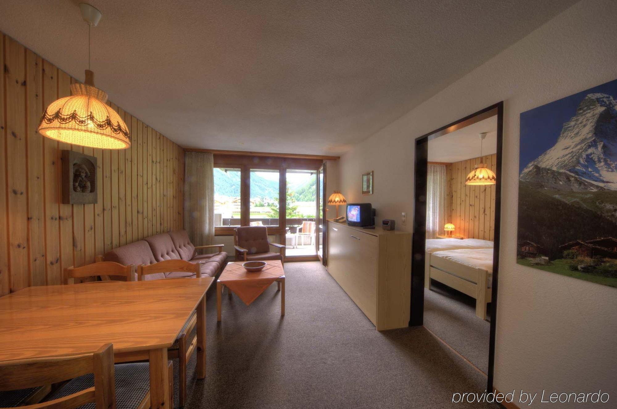 Premium Apartments @ Monte Rosa Täsch Chambre photo